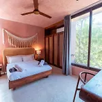 Villa Modern 3br With 2 Pools & Rooftop Lounge