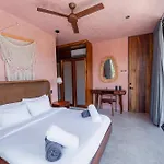 Modern 3br With 2 Pools & Rooftop Lounge Villa *