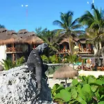 Hotel Piedra Escondida