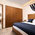 Zenith Penthouse Apartment *