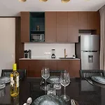 Maria - Modern 2br Retreat With Pool *