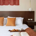 Apartamento Maria - Modern 2br Retreat With Pool *