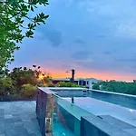 Penthouse Private Pool Selva Apartment
