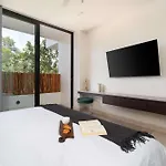 Maria - Modern 2br Retreat With Pool Apartamento *