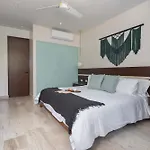 Apartamento Maria - Modern 2br Retreat With Pool *