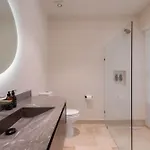 Maria - Modern 2br Retreat With Pool *