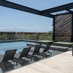 Maria - Modern 2br Retreat With Pool