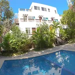 Mango Tulum Hotel
