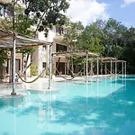 Hotel Holistika Tulum