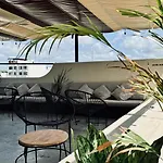 Hotel Noah 3*