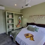 Vicenta 3 Tulum
