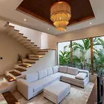 Elegant 6Br Dual Villa With 4 Private Pools & Concierge