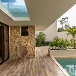 Villa Chic 6br Dual With 4 Private Pools & Concierge