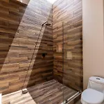 Chic 6br Dual With 4 Private Pools & Concierge