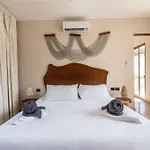 Villa Chic 6br Dual With 4 Private Pools & Concierge