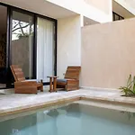Peregrina 102a 2br Luxury *