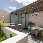Mistiq Apartahotel Tulum