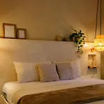 Noah Hotel 3*