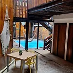 Las Cabanas Duo