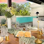 Villa 240m2 - 16 Persons - 6 - 2 Swimming Pool - 3 Jacuzzis