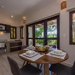 Villa Soliman Bay Beachfront