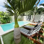240m2 - 16 Persons - 6 - 2 Swimming Pool - 3 Jacuzzis Villa