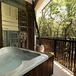 Apartamento Magical Jacuzzi At Jungle 