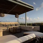 Magical 2 Penthouses & Apartment With 2 Private Pools And Jacuzzi