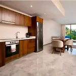 Jungle Panoramic View Ph With Club Shuttle & Gym Apartamento