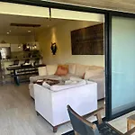 Casa Vibe Penthouse, Private Pool & 3 Balconys