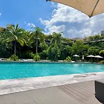 Mistiq Private Studio With Garden