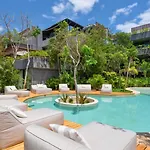 Humana Luxury Private Pool & Huge Terrace *