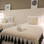 Aruma & Boutique
