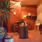 Lo Nuestro Petit Hotel