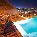 Aruma & Boutique Tulum