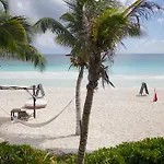 Las Ranitas Eco Boutique Hotel