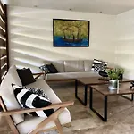 Casa Ya\'Ab