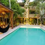 Eco-sustainable Luxury Between Hotspots & Town By Stella Apartment Tulum