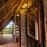 Bambu Gran Palas Hostal Party