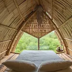 Mamasan Treehouses & Tulum
