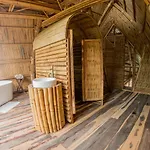 Mamasan Treehouses & Hotel 4*
