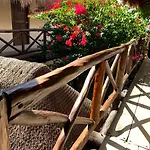 Lo Nuestro Petit Hotel