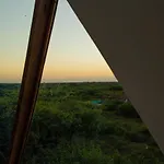 Mamasan Treehouses & 4* Tulum