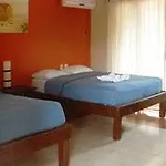 Andrea's 3*