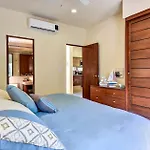 Anam 1 Bedroom Apartment With Balcony Sleeps 3