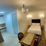Elixir Homes Apartment *
