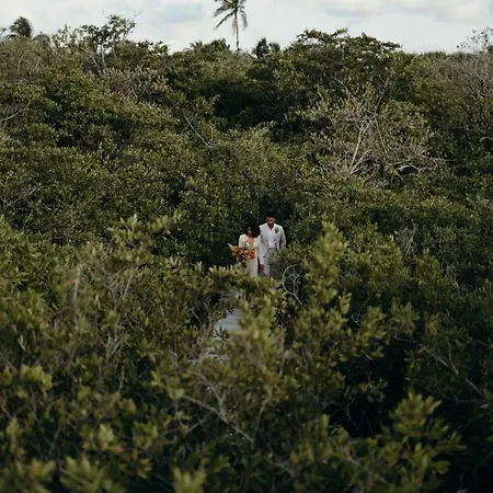 Nativus Glamping & Cenote 3* Tulum