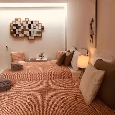 Hotel Radio
