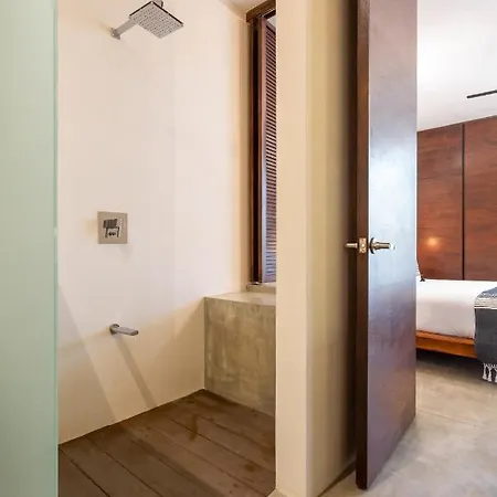 Watal Aparthotel 4*