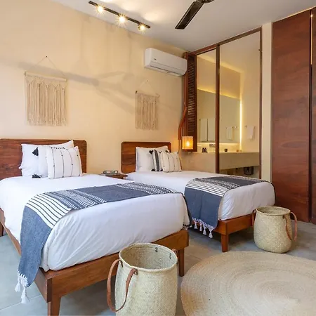 Watal Aparthotel 4*